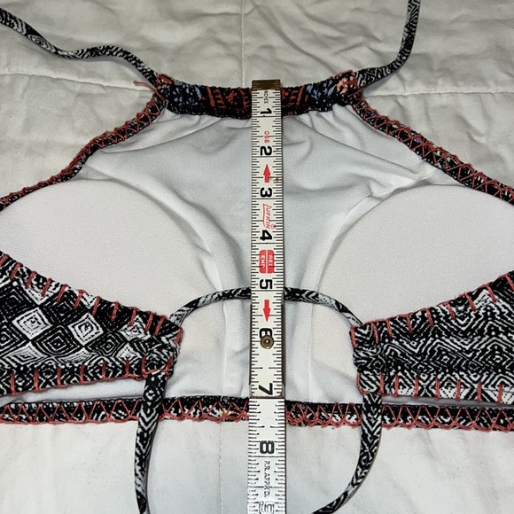 EUC Trippy Boho Halter Swim Top With Tassesls Size Medium (7-9) - Picture 7 of 7